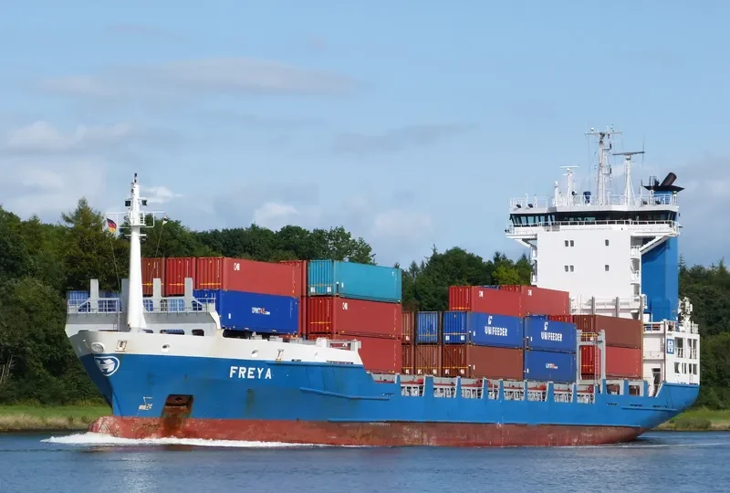 FREYA Container Ship IMO 9219874 photo 10