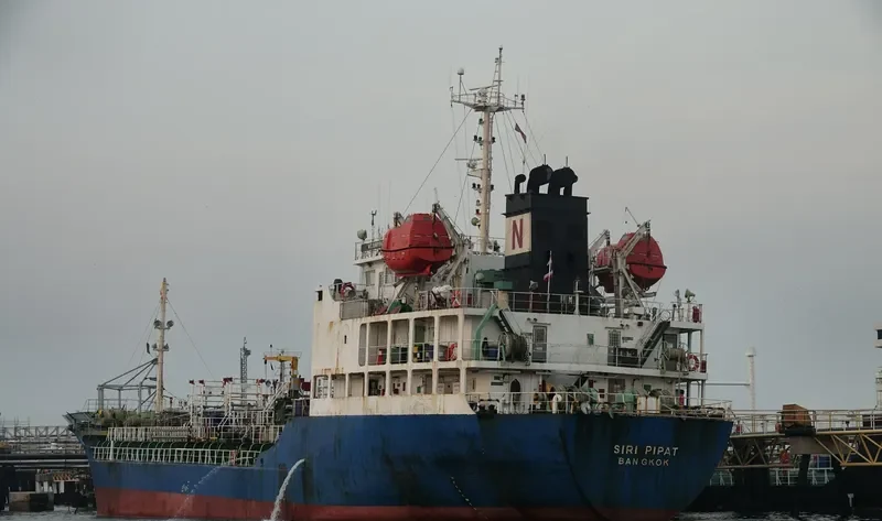 SIRI PIPAT Tanker IMO 9219941 photo 10