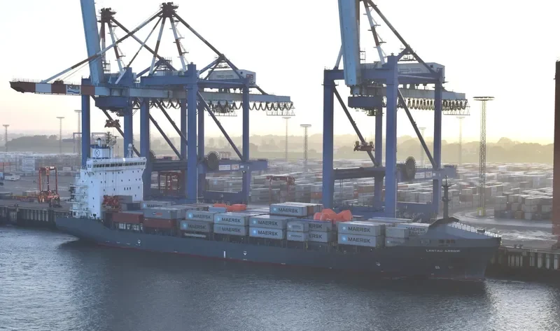 MORAGA Container Ship IMO 9220067 photo 9