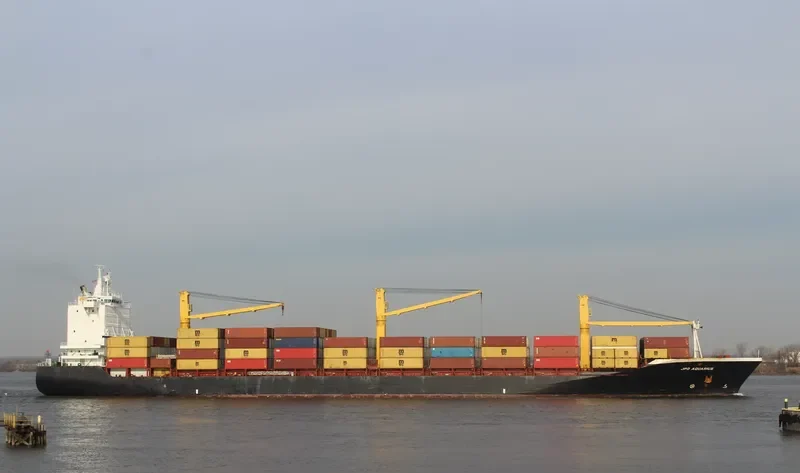 JPO AQUARIUS Container Ship IMO 9220316 photo 6