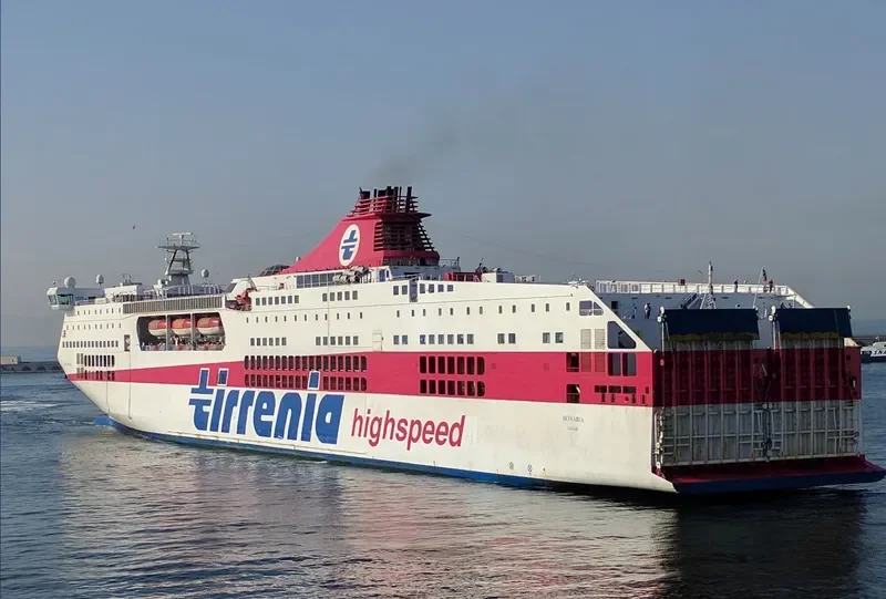 CRUISE BONARIA Ro-Ro IMO 9220330