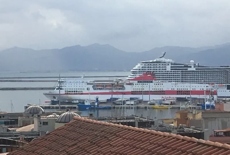 FESTOS PALACE Ro-Ro IMO 9220342 photo 2