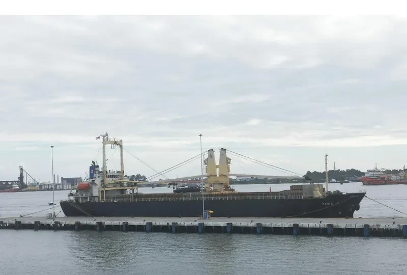 YORK 17 General Cargo IMO 9220407 photo 6