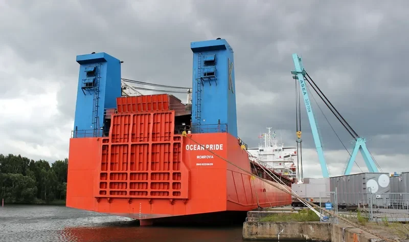FLEET LEADER Ro-Ro IMO 9220639 photo 8