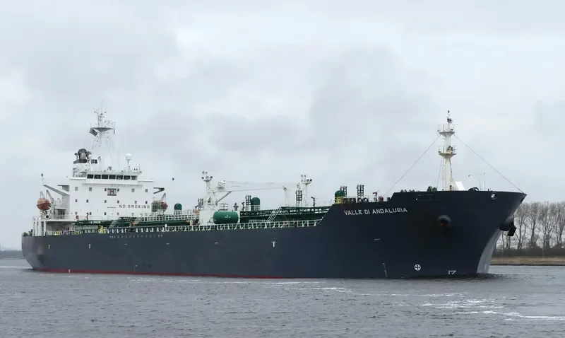 TRINITY Tanker IMO 9220940 photo 6