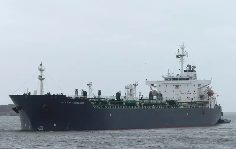 TRINITY Tanker IMO 9220940 photo 7
