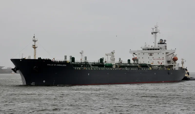 TRINITY Tanker IMO 9220940 photo 9