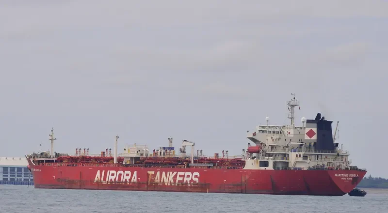 MARITIME GISELA Tanker IMO 9221011 photo 10