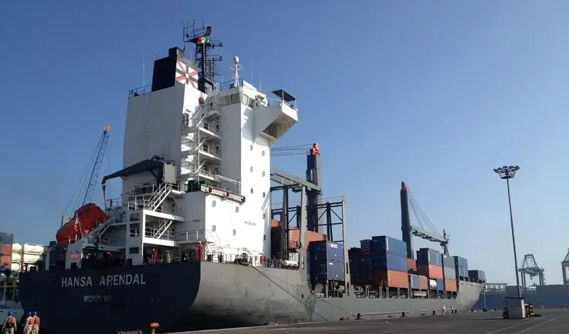 EASLINE QINGDAO Container Ship IMO 9221059 photo 5