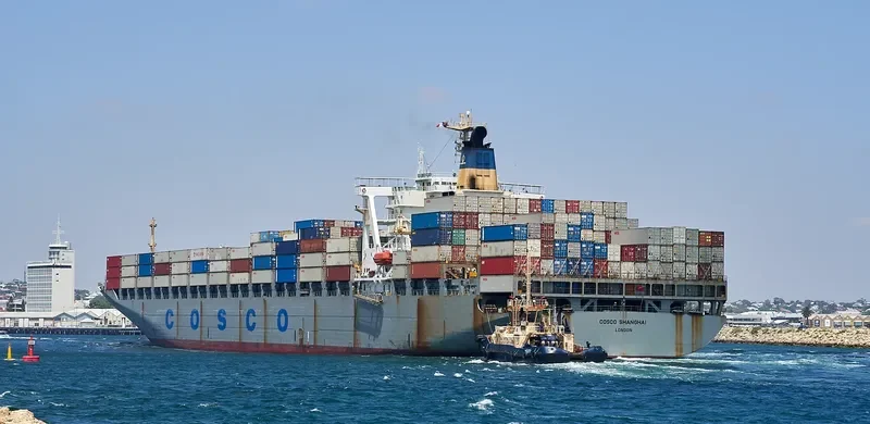 COSCO SHANGHAI Container Ship IMO 9221097 photo 4