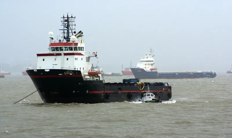PFS SUPPLIER Offshore Vessel IMO 9221176 photo 7
