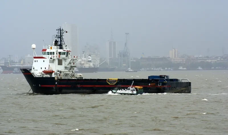 PFS SUPPLIER Offshore Vessel IMO 9221176 photo 8