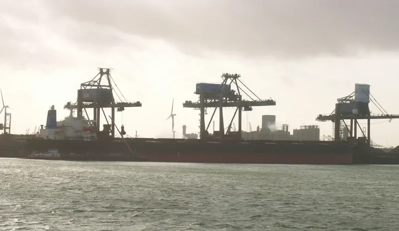 CIC CAPTAIN VENIAMIS Bulk Carrier IMO 9221229 photo 40