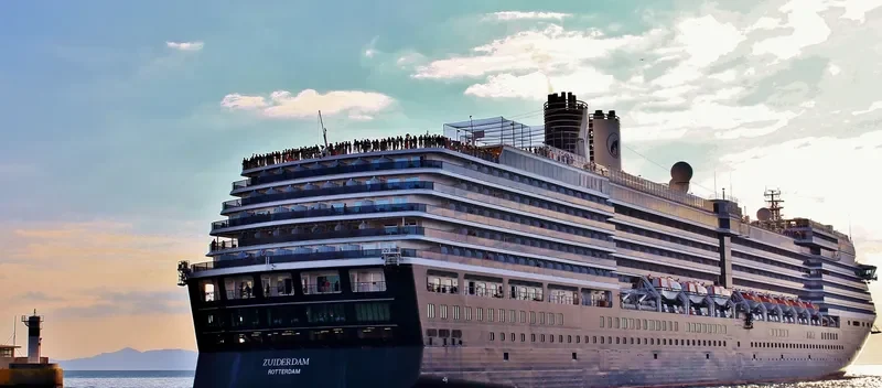 ZUIDERDAM Passenger Ship IMO 9221279 photo 9