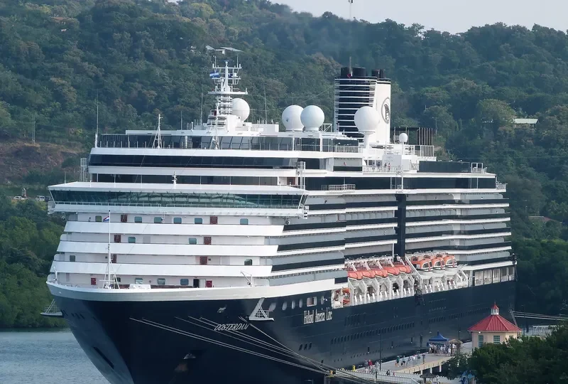 OOSTERDAM Passenger Ship IMO 9221281 photo 9
