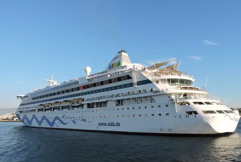 AIDAAURA Passenger Ship IMO 9221566 photo 4