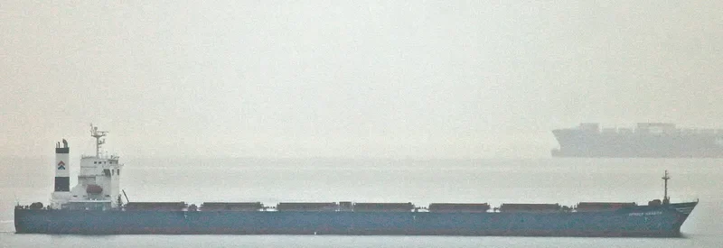 AFRICA GRAECA Bulk Carrier IMO 9221621 photo 5