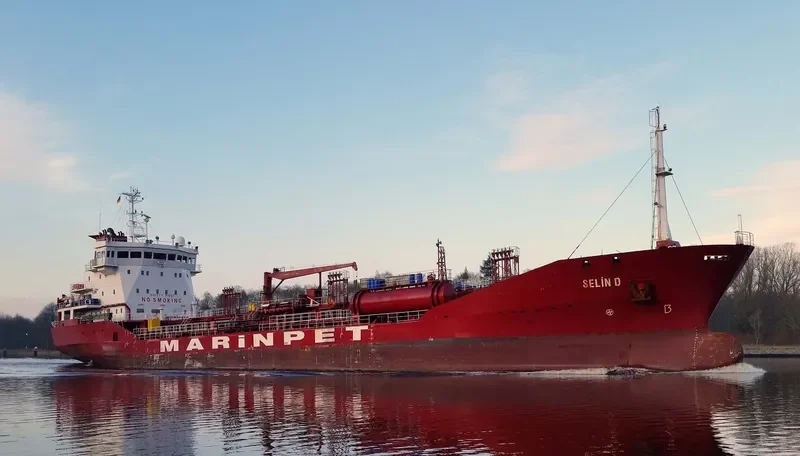 SELIN D Tanker IMO 9221786 photo 3