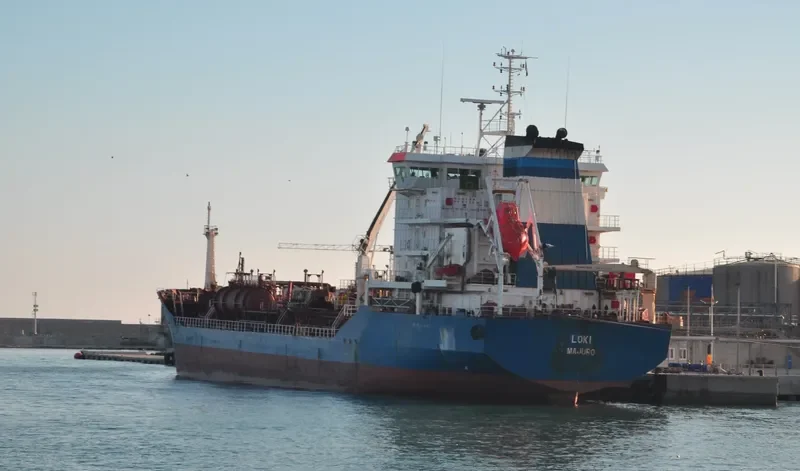 ARBOL Tanker IMO 9221803 photo 5