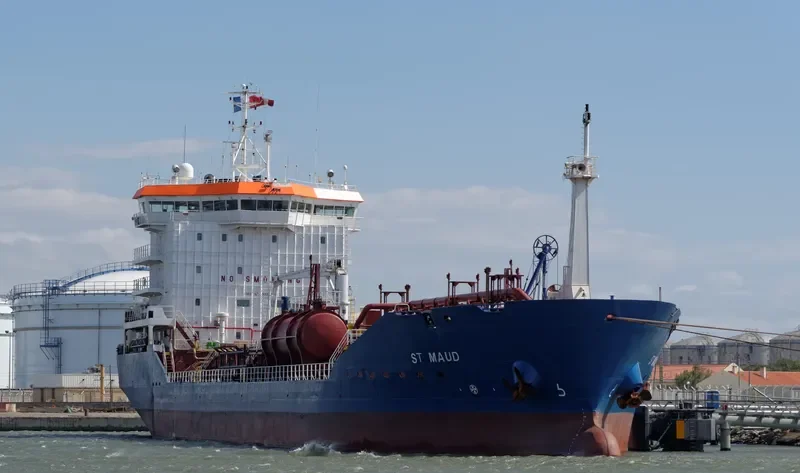 ARBOL Tanker IMO 9221803 photo 6