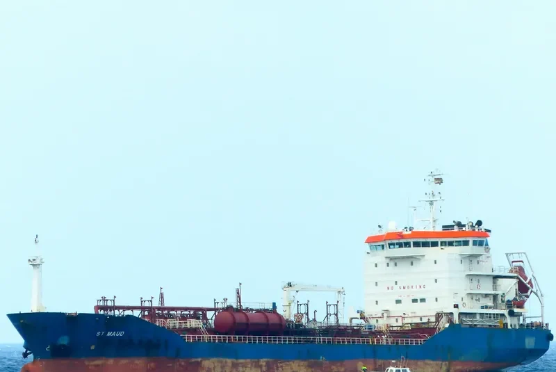 ARBOL Tanker IMO 9221803 photo 10