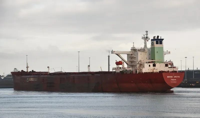BERGE ARCTIC Bulk Carrier IMO 9221906 photo 9