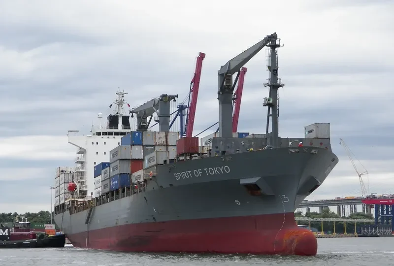 SPIRIT OF TOKYO Container Ship IMO 9222120 photo 6