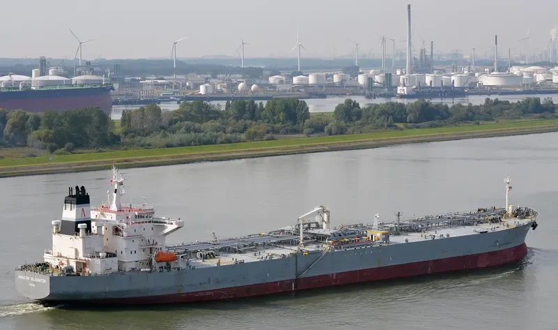 GLADIATOR Tanker IMO 9222132 photo 5