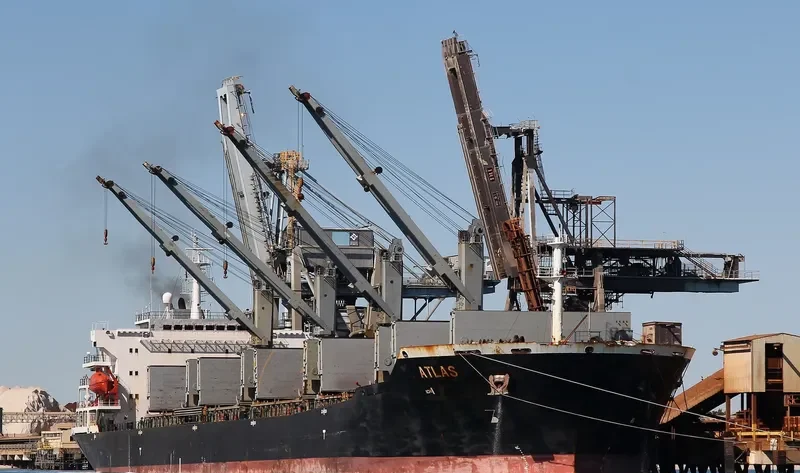 AVIGATOR Bulk Carrier IMO 9222340 photo 10