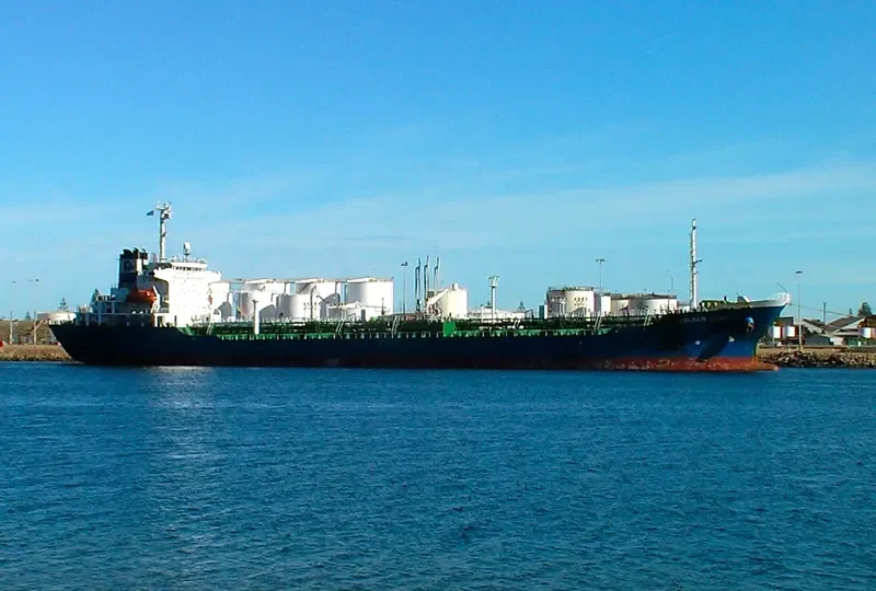 SUCCESS MARLINA XXXIII Tanker IMO 9222716 photo 4