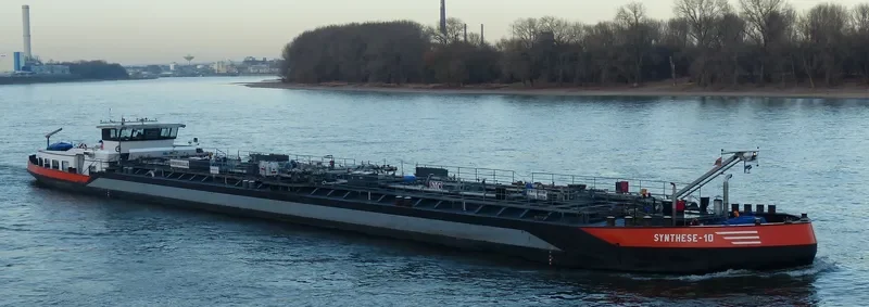 SYNTHESE 10 Tanker IMO 9223045 photo 7