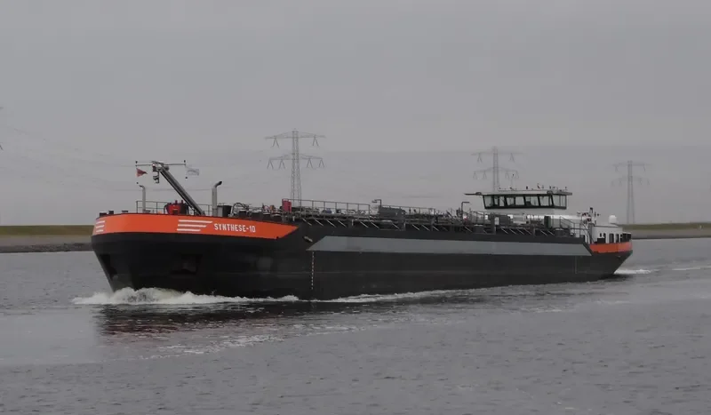 SYNTHESE 10 Tanker IMO 9223045 photo 10