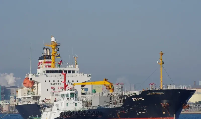 AT GLORY Tanker IMO 9223710