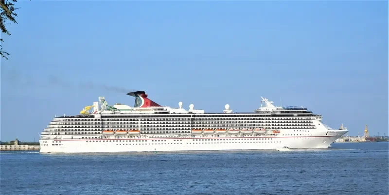 CARNIVAL PRIDE Passenger Ship IMO 9223954 photo 7