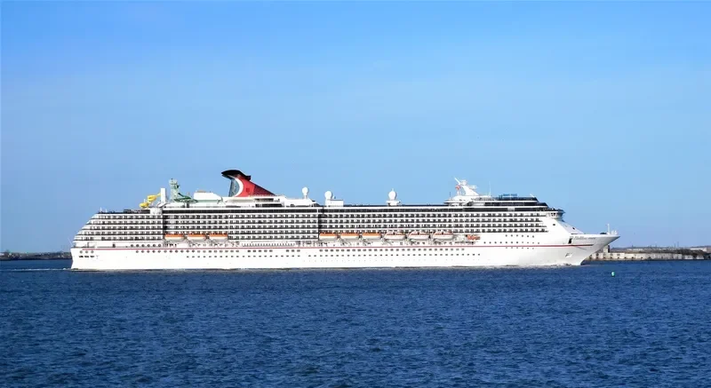 CARNIVAL PRIDE Passenger Ship IMO 9223954 photo 8