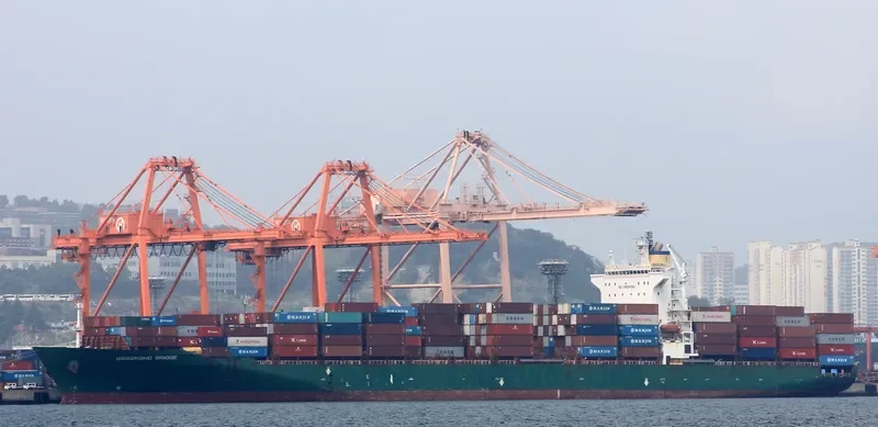 HONGKONG BRIDGE Container Ship IMO 9224336 photo 10