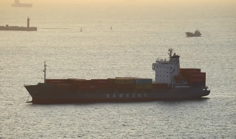 BAL STAR Container Ship IMO 9224350 photo 3