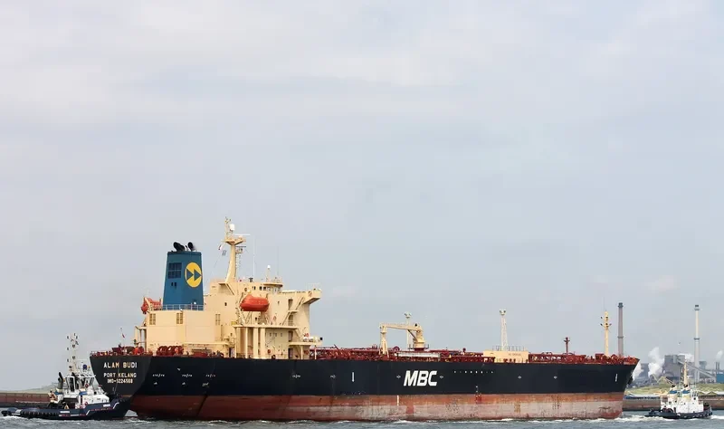 AL FORAT Tanker IMO 9224568 photo 6