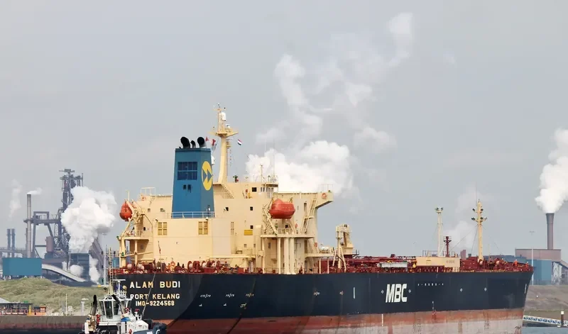 AL FORAT Tanker IMO 9224568 photo 7