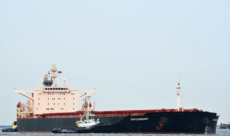 JOHN OLDENDORFF Bulk Carrier IMO 9225005 photo 6