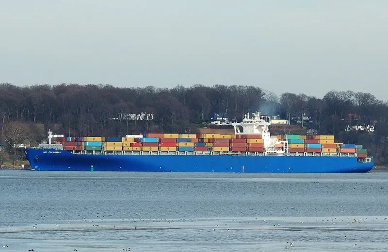 HS COLUMBIA Container Ship IMO 9225079 photo 6