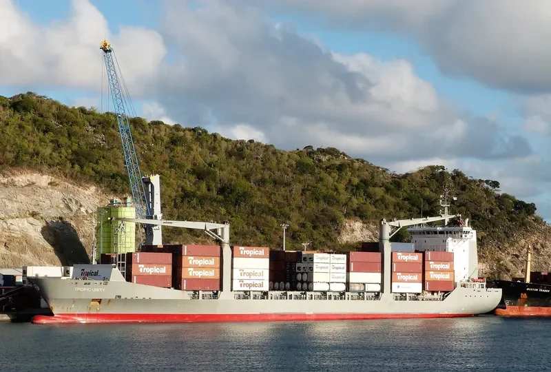 TROPIC UNITY Container Ship IMO 9225275 photo 2