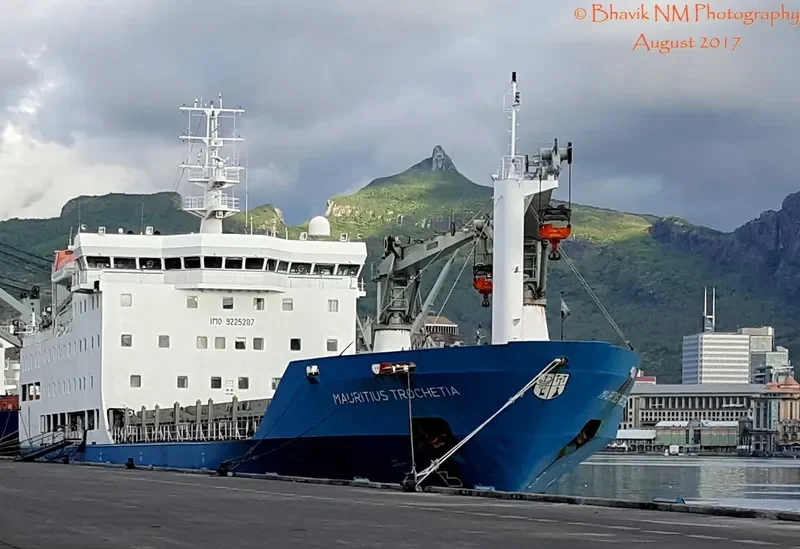 MAURITIUS TROCHETIA Passenger Ship IMO 9225287 photo 3