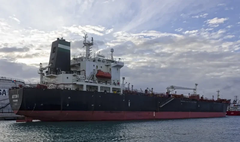 ASTON I Tanker IMO 9225328 photo 8