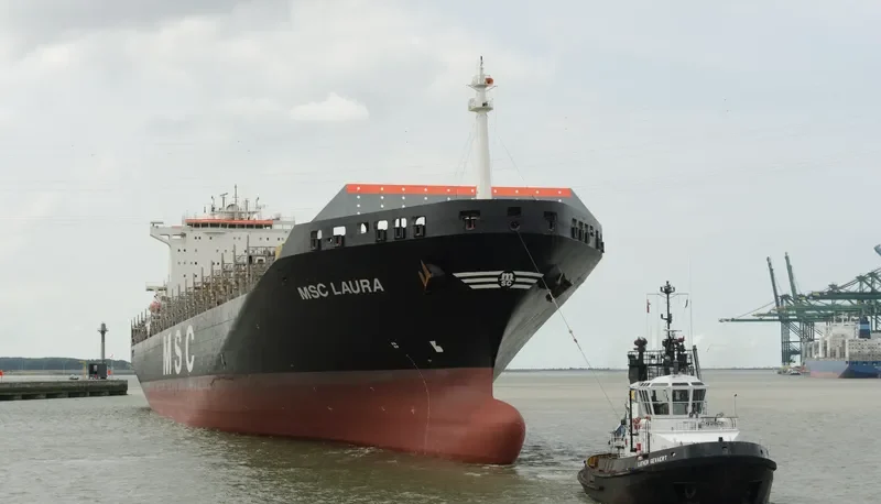 MSC LAURA Container Ship IMO 9225665 photo 5