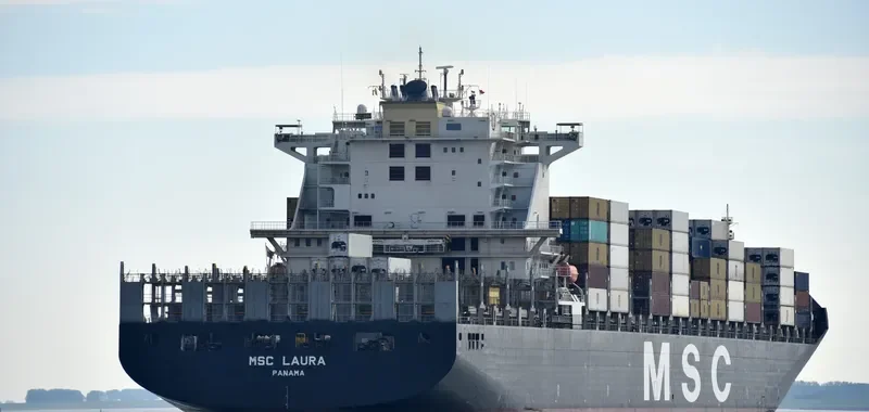 MSC LAURA Container Ship IMO 9225665 photo 6