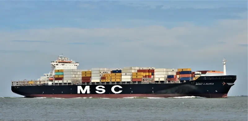 MSC LAURA Container Ship IMO 9225665 photo 9