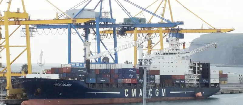 GSL JULIE Container Ship IMO 9225770