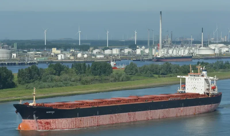 NORFOLK Bulk Carrier IMO 9225809 photo 3