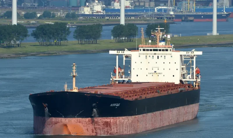 NORFOLK Bulk Carrier IMO 9225809 photo 6